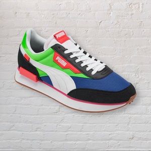 Men’s Puma Future Rider sneaker size 5.5c